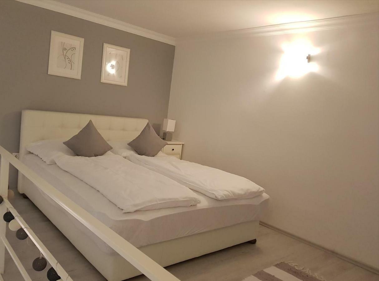 Little Luxury Apartment Budapest Eksteriør billede